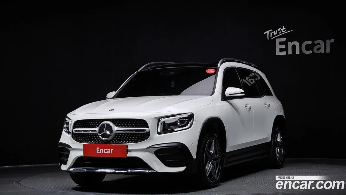 Mercedes-Benz GLB-Class — фото 1