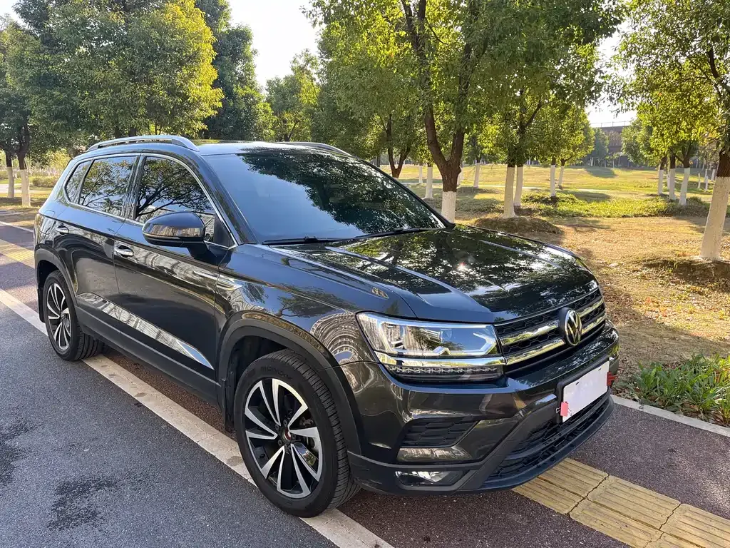 Volkswagen Tharu — фото 3