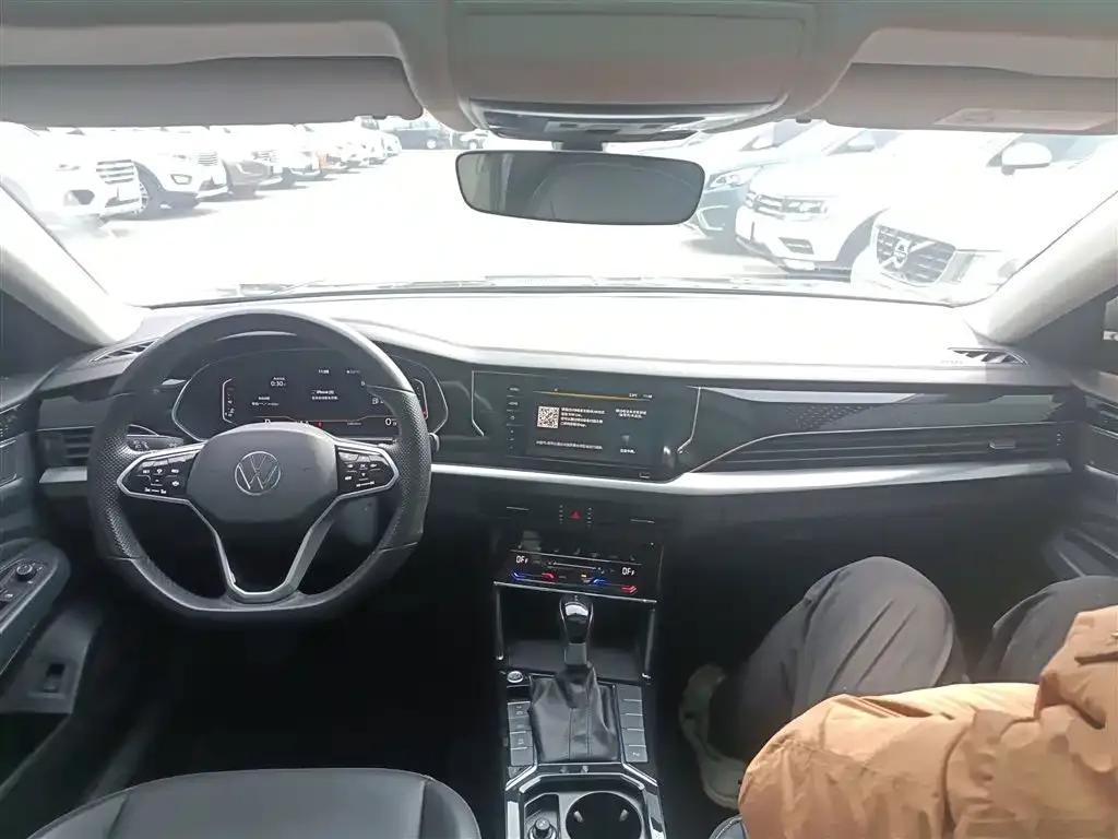 Volkswagen Passat — фото 10
