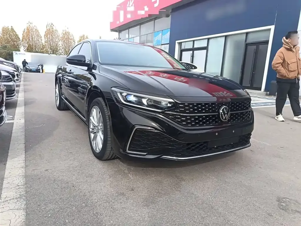 Volkswagen Passat — фото 4