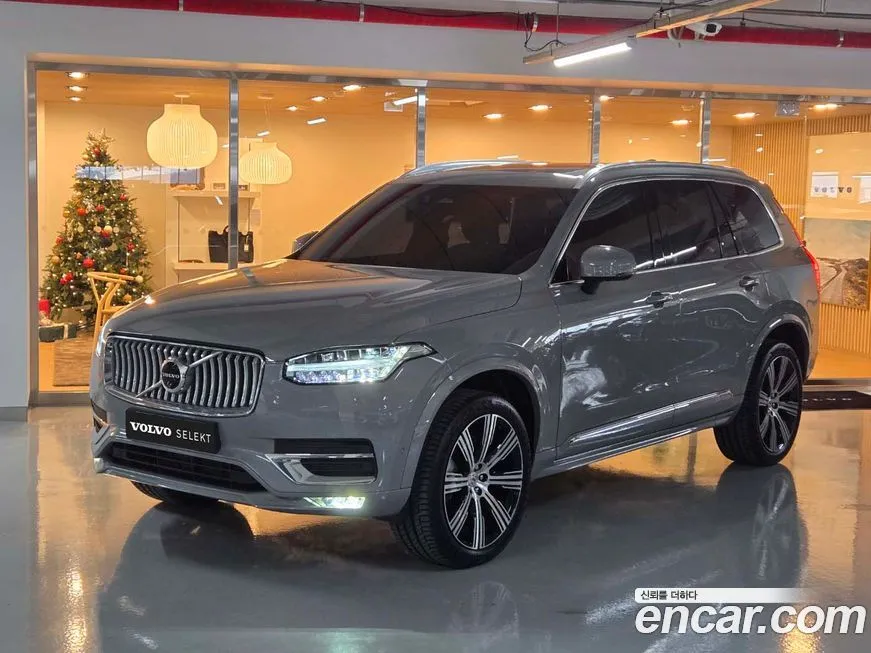 Volvo XC90 — фото 1