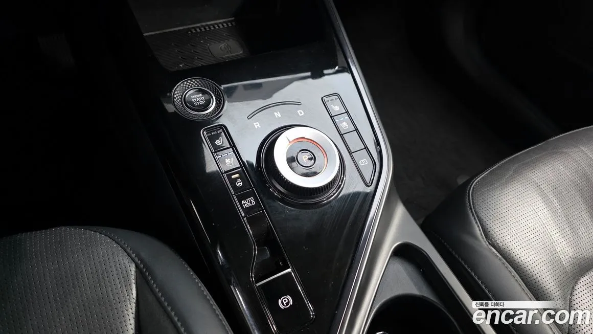 Kia Niro — фото 9