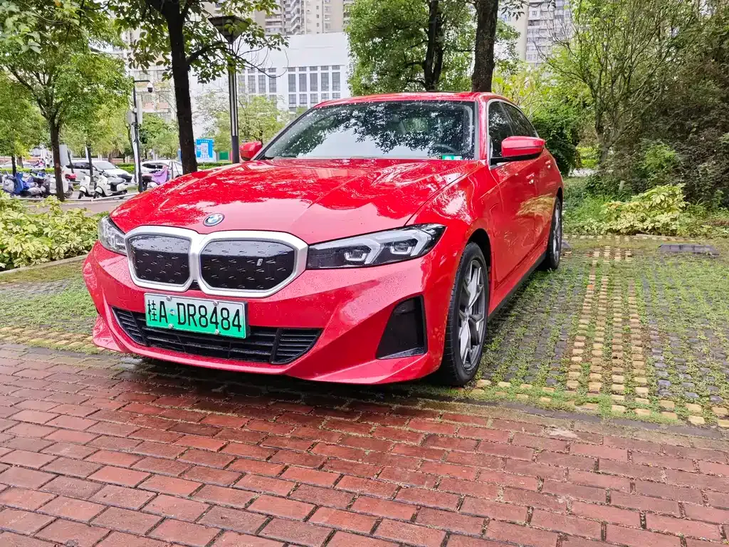 BMW i3 — фото 1