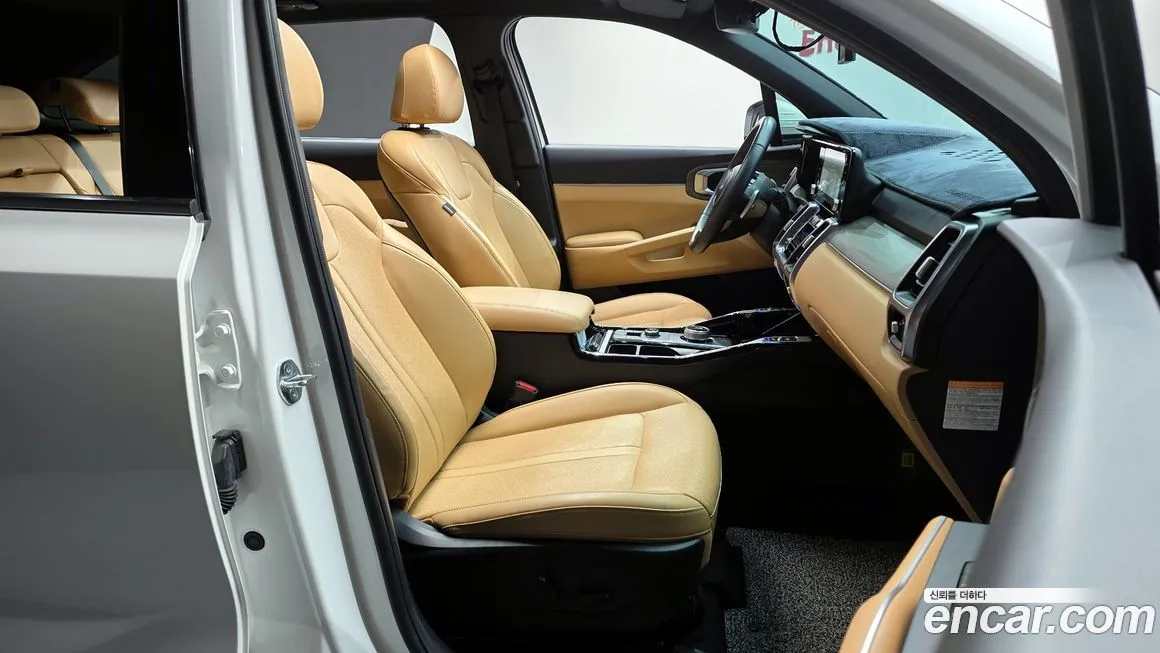 Kia Sorento — фото 10