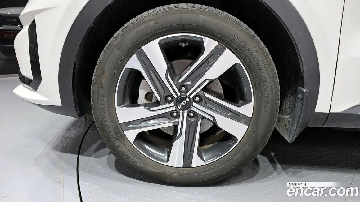 Kia Sorento — фото 5