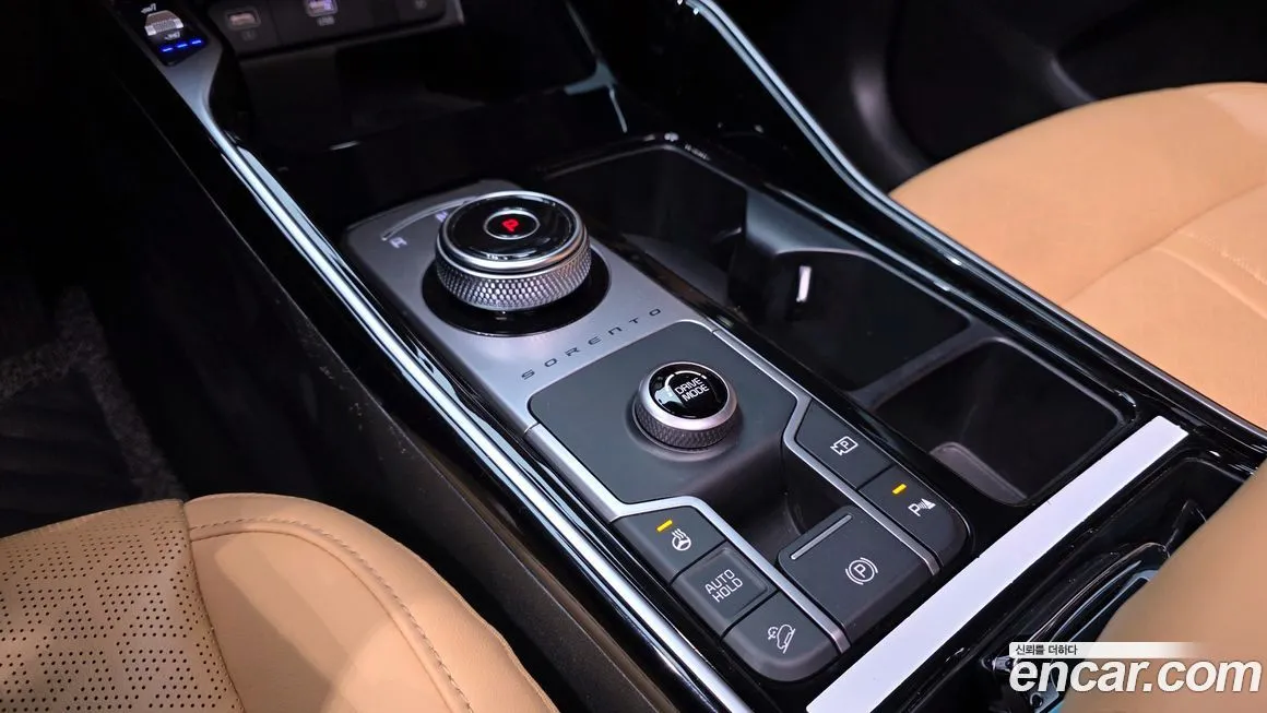Kia Sorento — фото 9