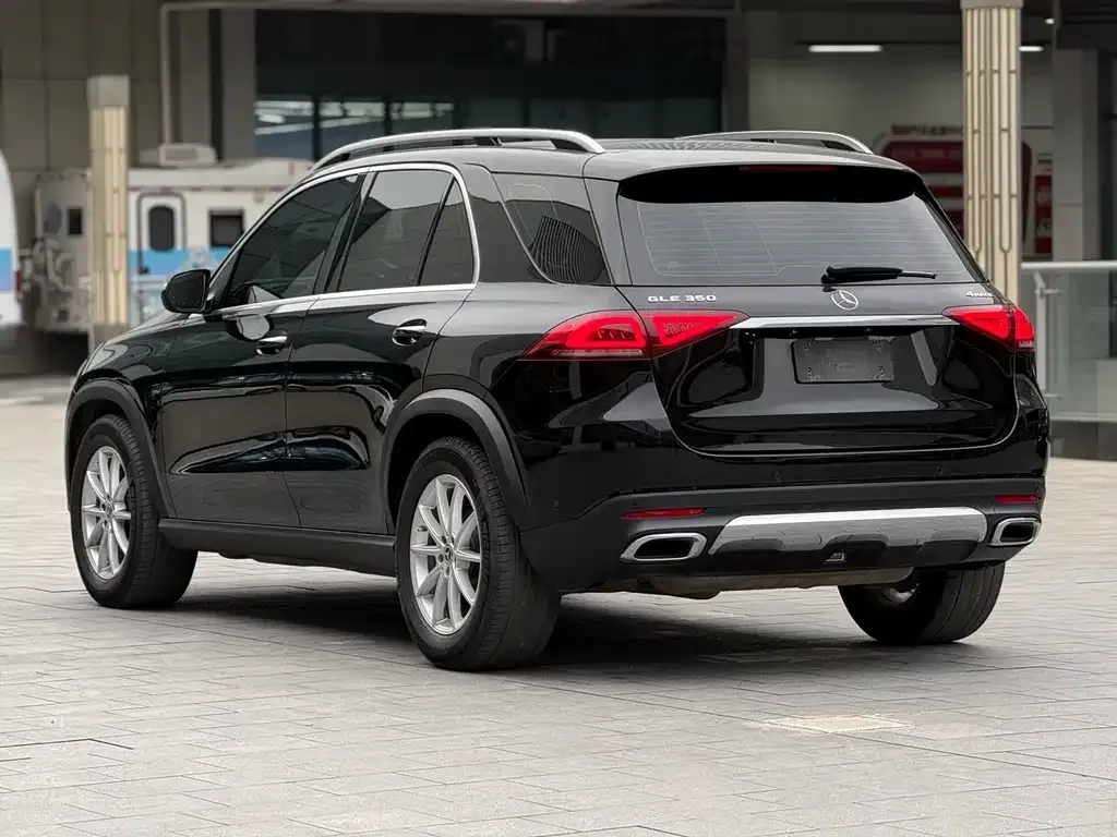 Mercedes-Benz GLE — фото 3