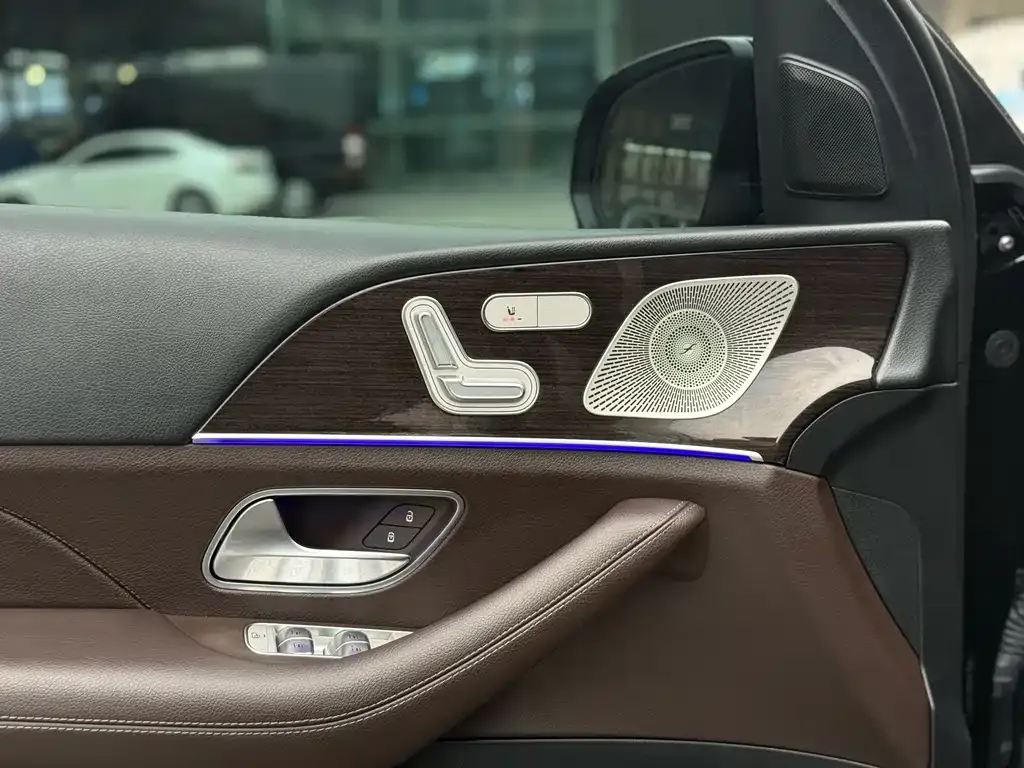 Mercedes-Benz GLE — фото 7