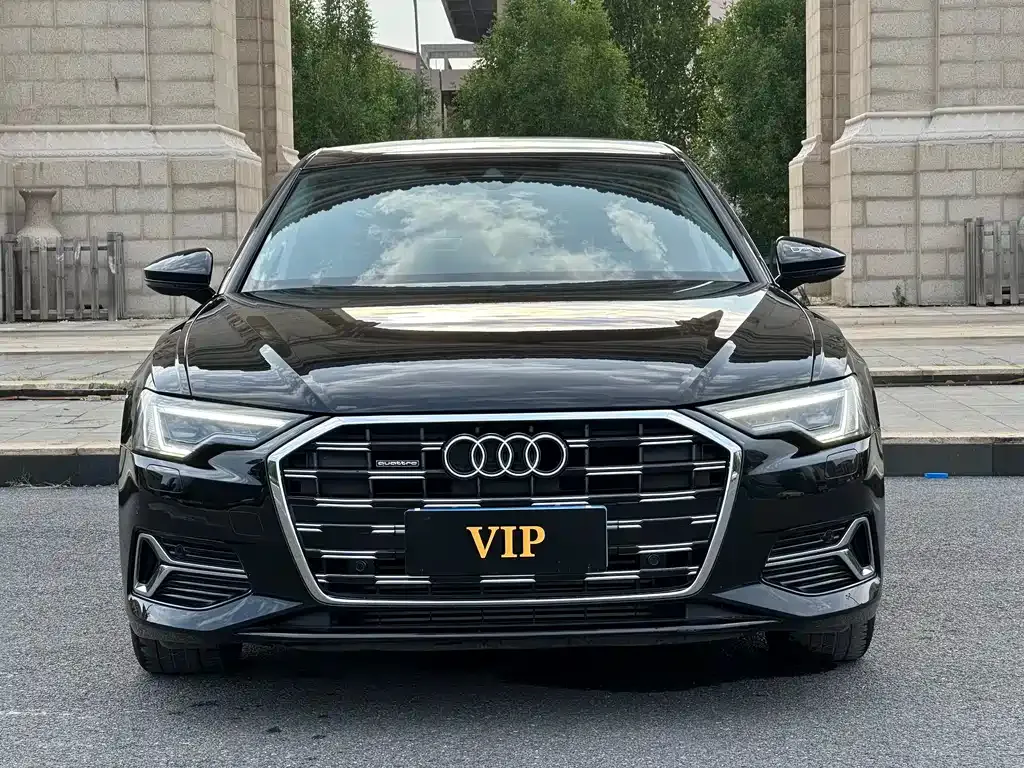 Audi A6L — фото 2