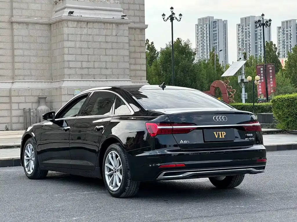 Audi A6L — фото 8