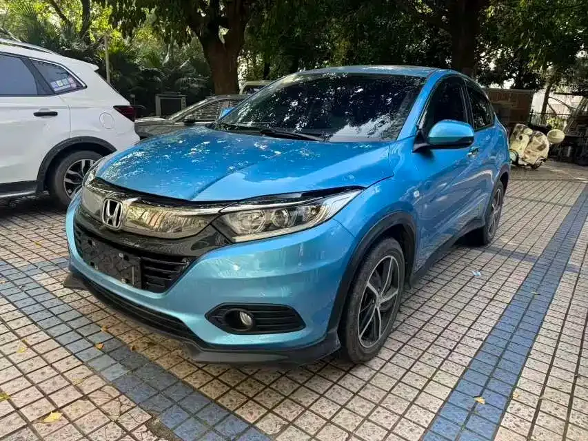 Honda Vezel — фото 1