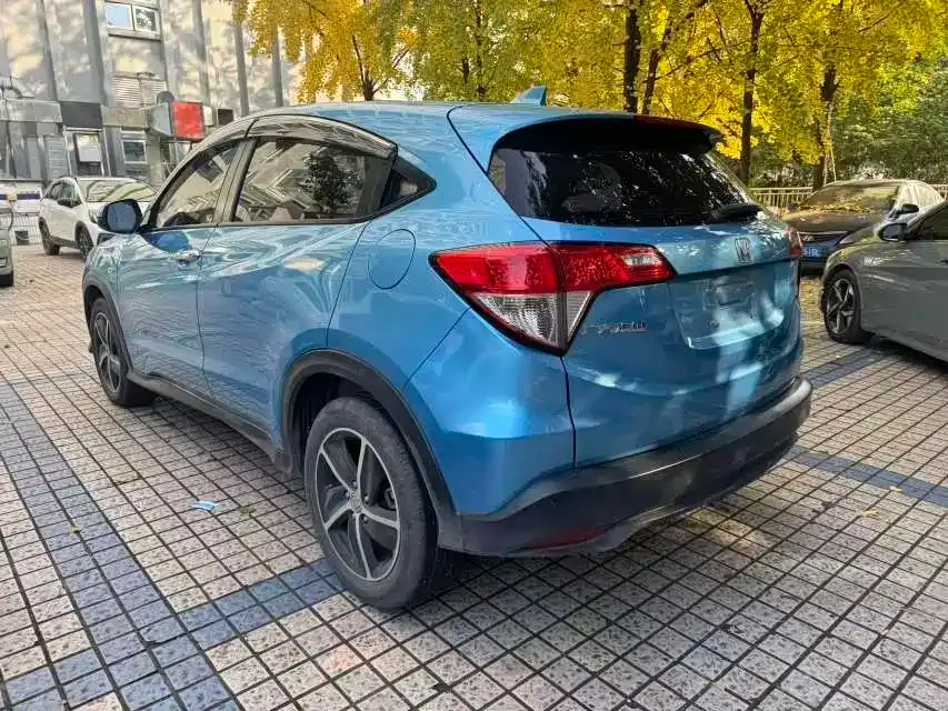 Honda Vezel — фото 4