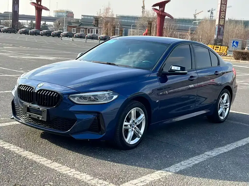 BMW 1 Series — фото 1