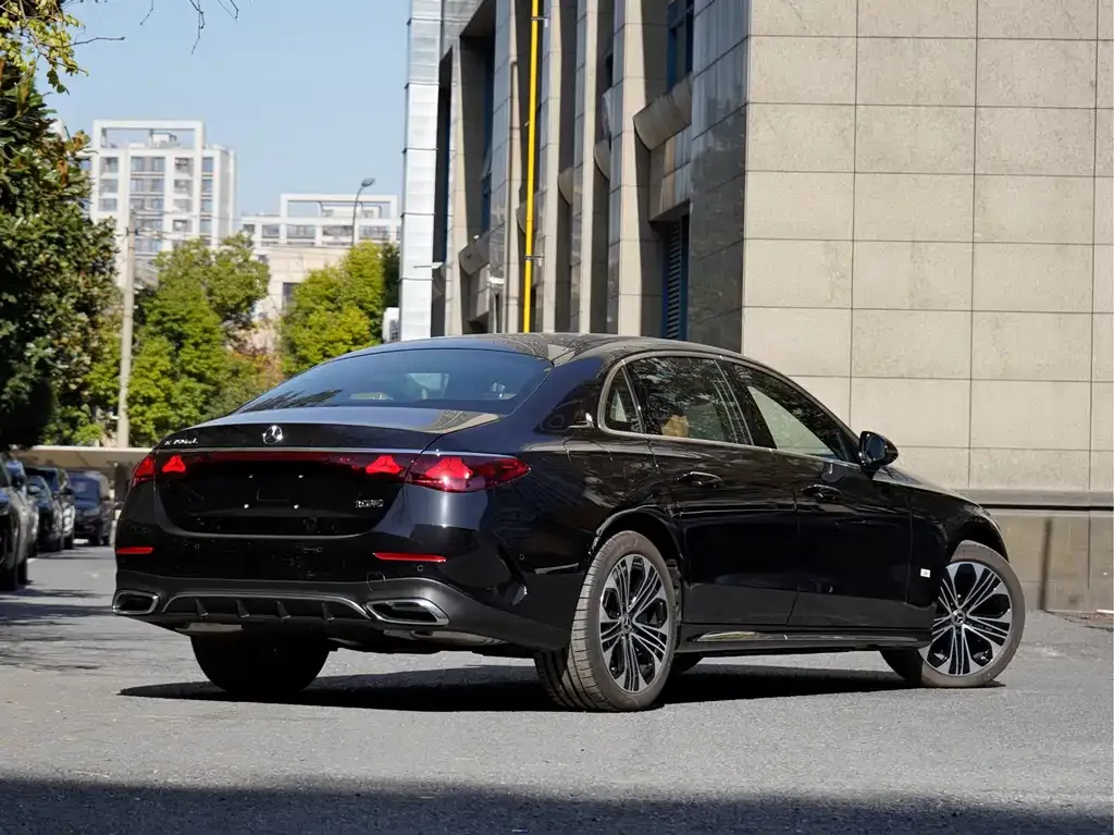 Mercedes-Benz E-Class New Energy — фото 4