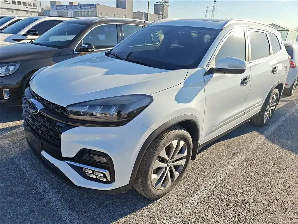 Chery Tiggo 8 — фото 2