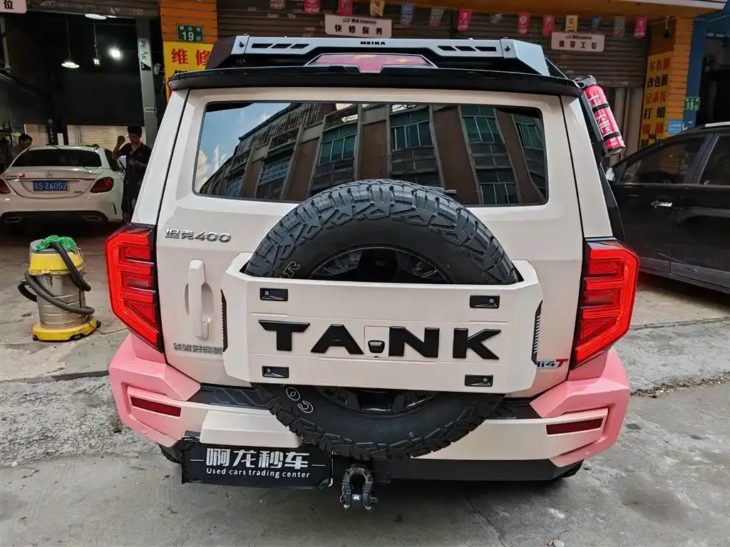 Tank 400 New Energy — фото 5