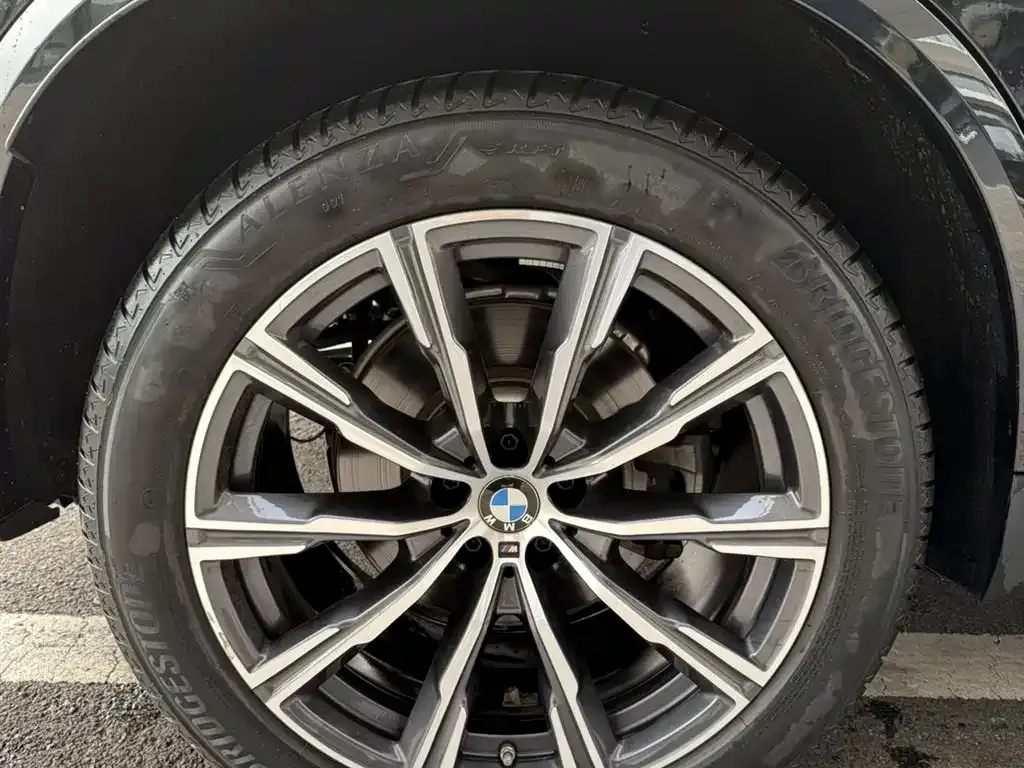 BMW X5 (Import) — фото 7