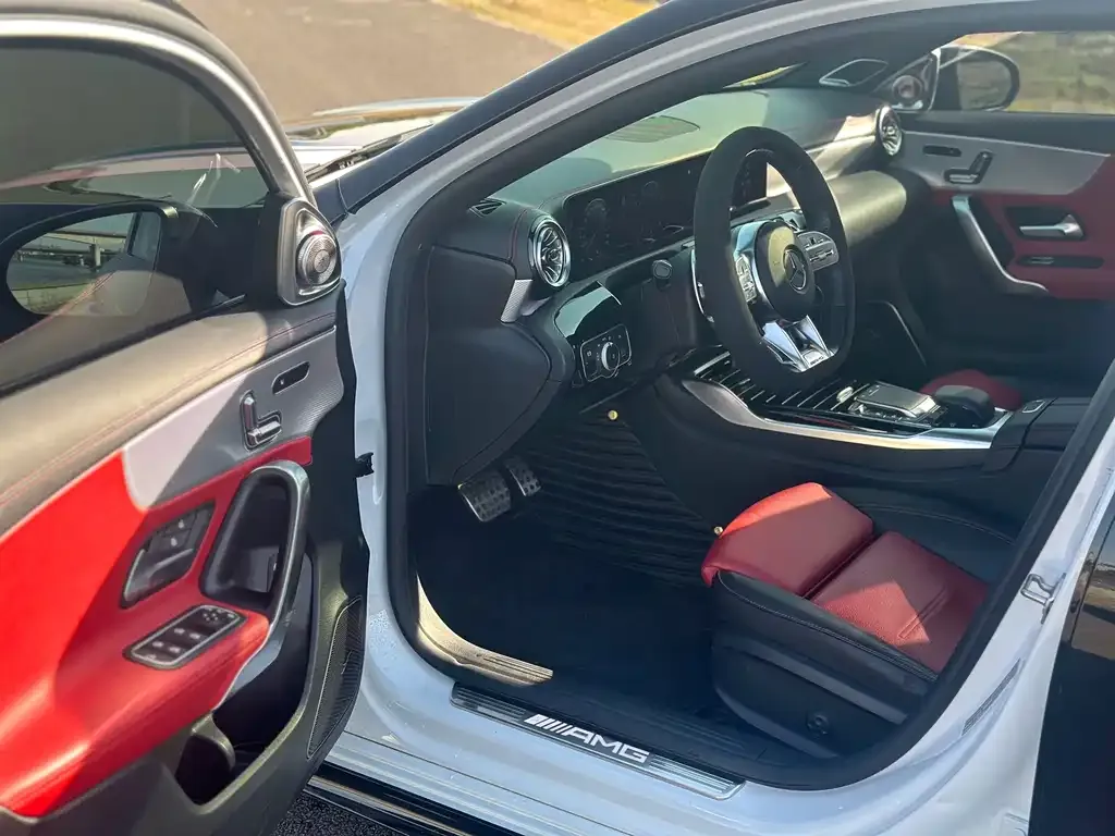 Mercedes-Benz A-Class AMG — фото 5