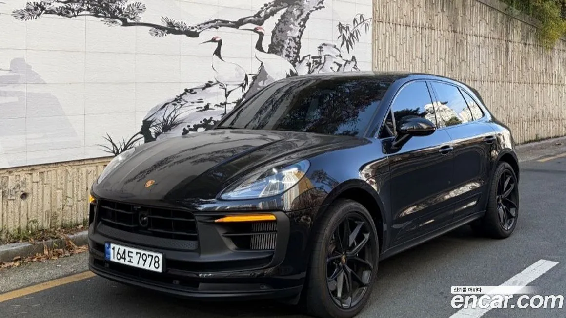 Porsche Macan — фото 1
