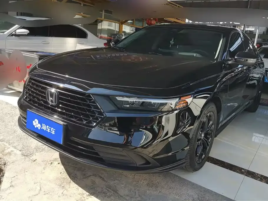 Honda Accord — фото 1