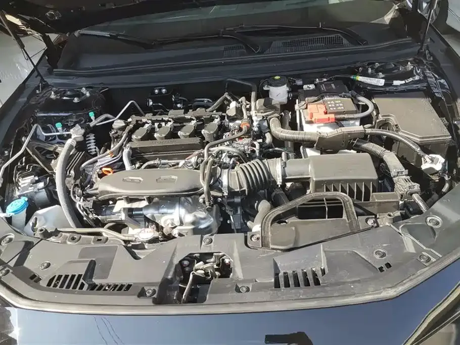 Honda Accord — фото 10