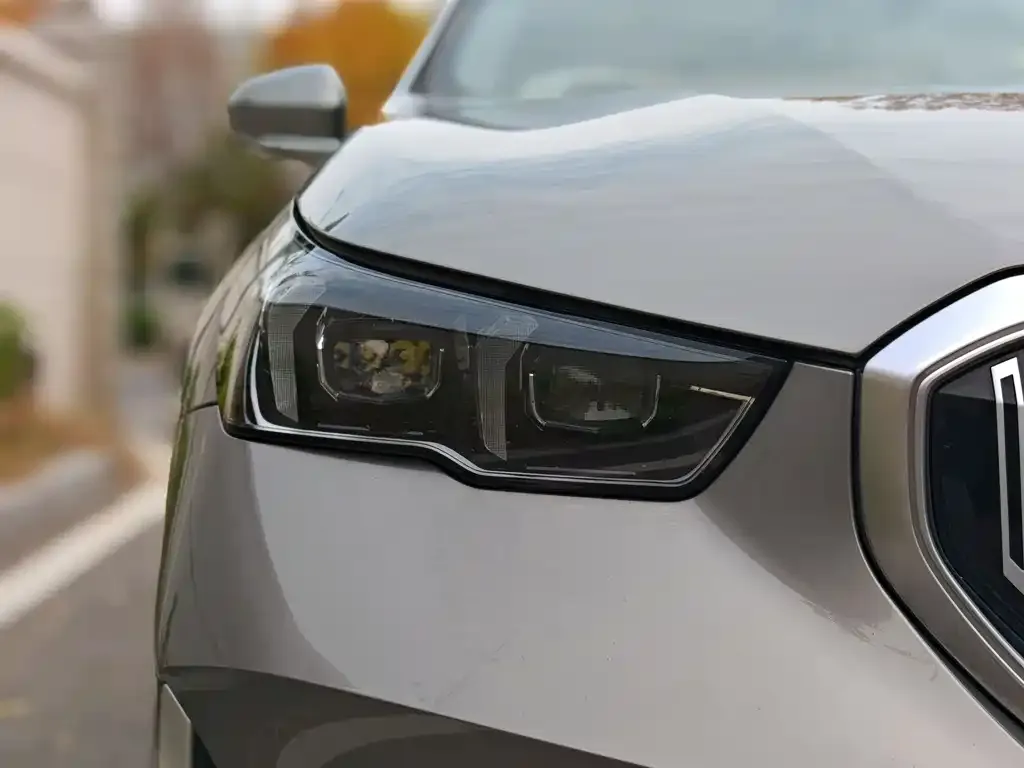 BMW i5 — фото 8
