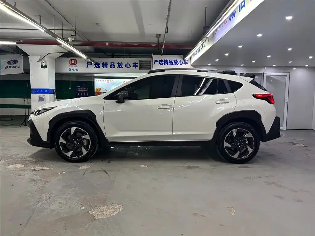 Subaru Crosstrek — фото 4
