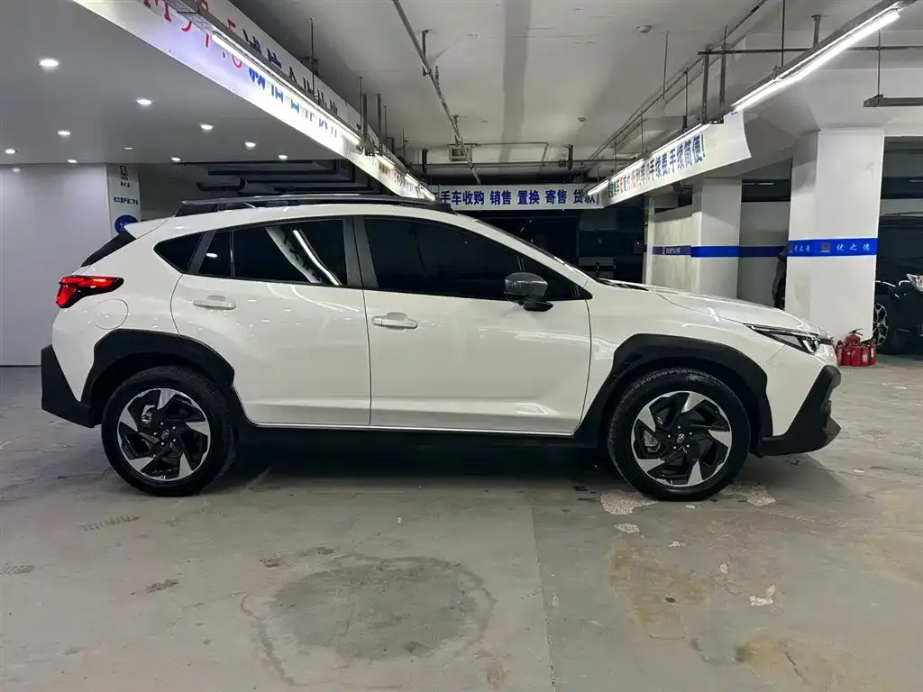 Subaru Crosstrek — фото 5