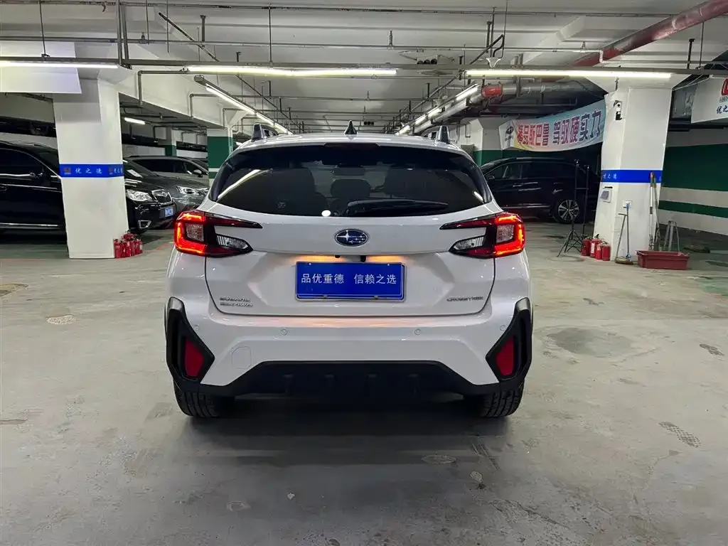 Subaru Crosstrek — фото 7