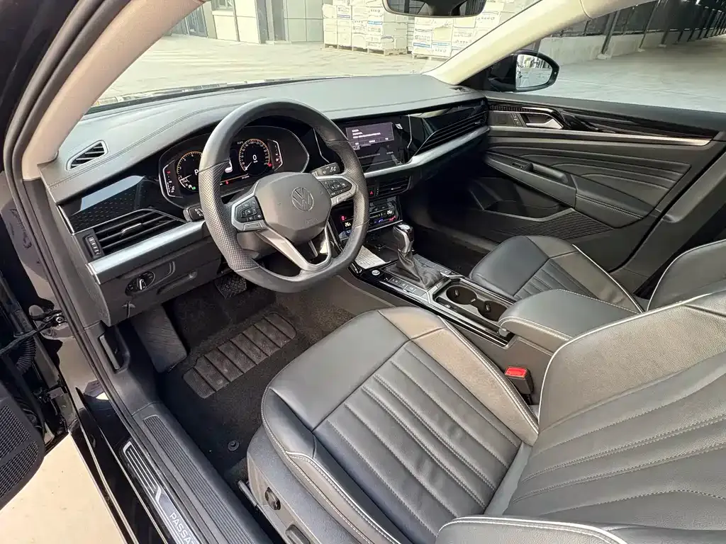 Volkswagen Passat — фото 4