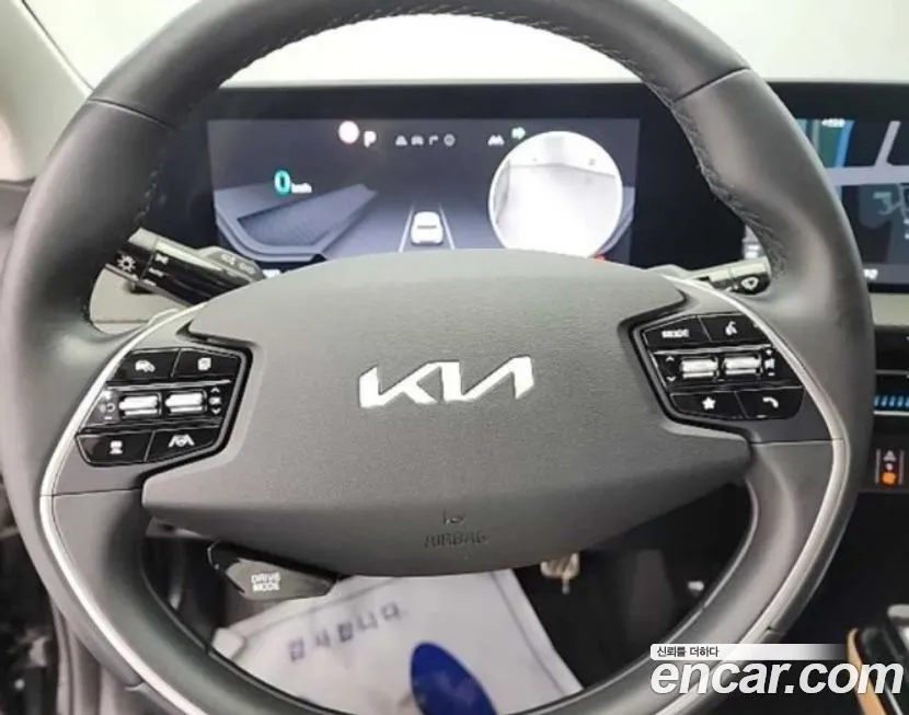 Kia EV6 — фото 9