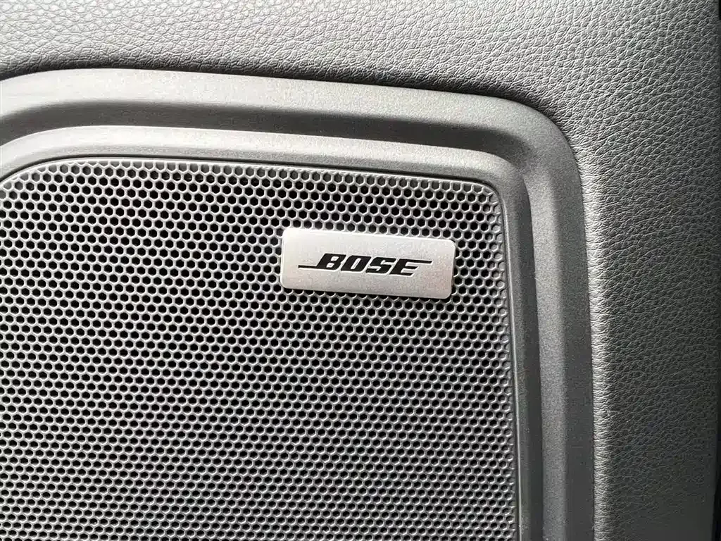 Porsche Macan — фото 10