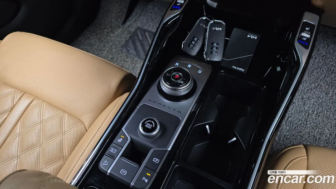 Kia Sorento — фото 9