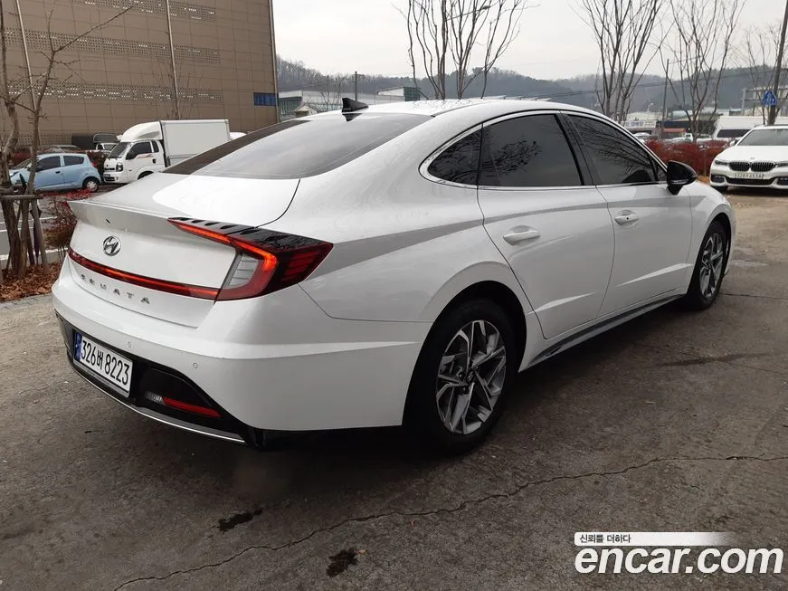 Hyundai Sonata — фото 2