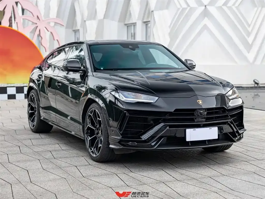 Lamborghini Urus — фото 3