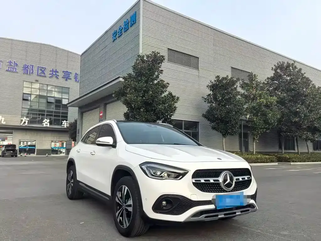 Mercedes-Benz GLA — фото 3