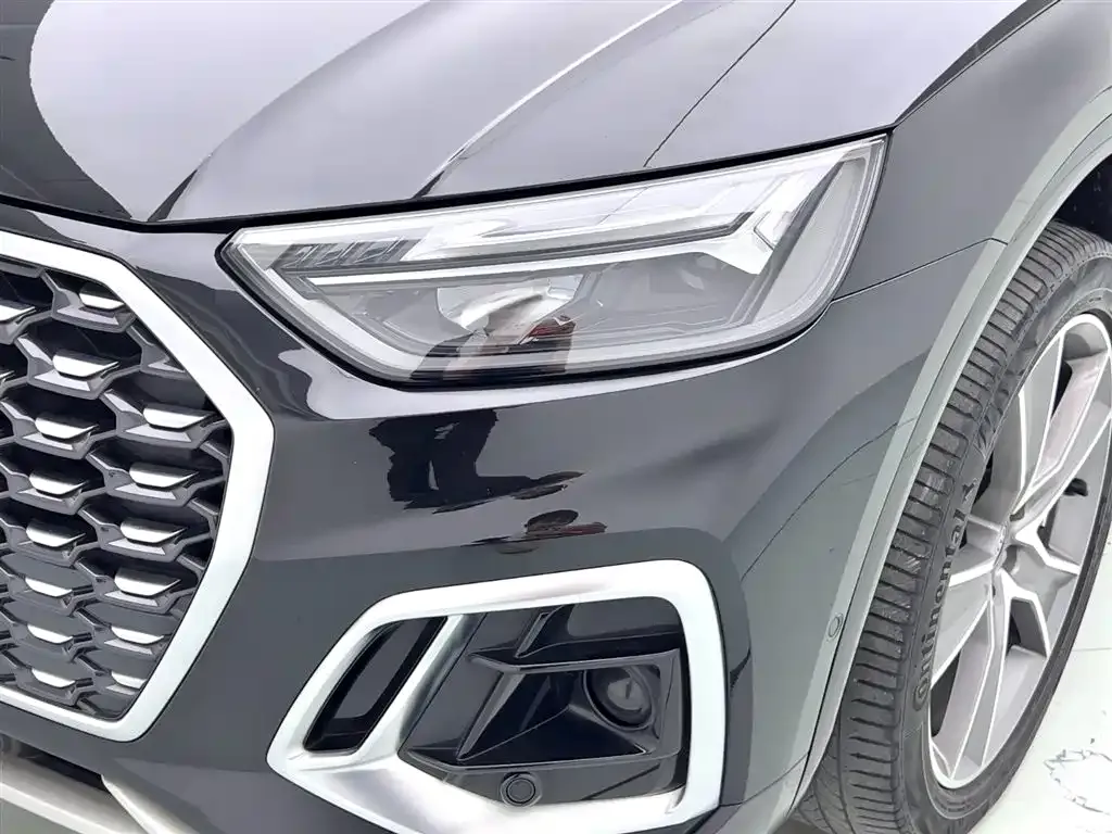 Audi Q5L Sportback — фото 9