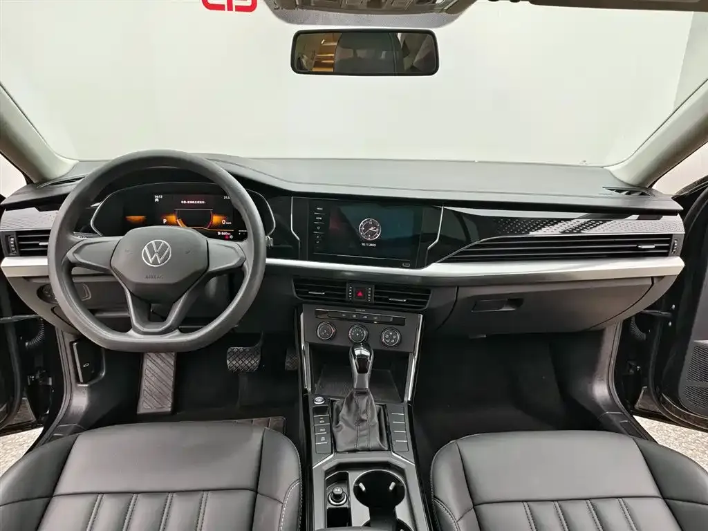 Volkswagen Passat — фото 7