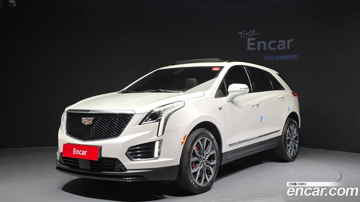 Cadillac XT5 — фото 1