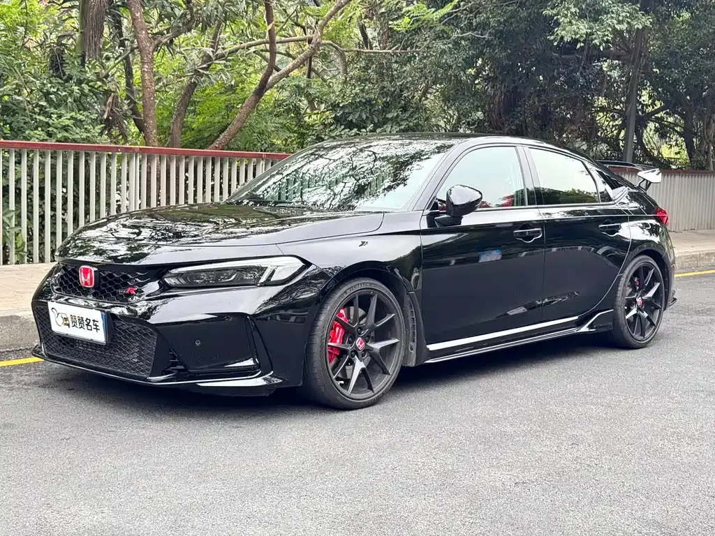 Honda Civic (Import) — фото 1