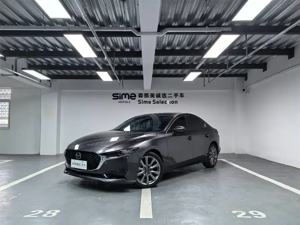 Mazda 3 Axela — фото 1