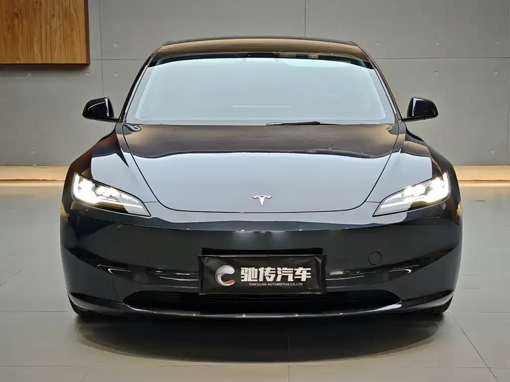 Tesla Model 3 — фото 5