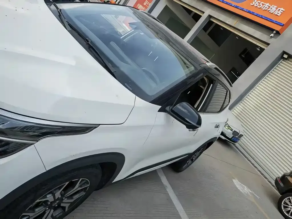 Kia KX3 — фото 4