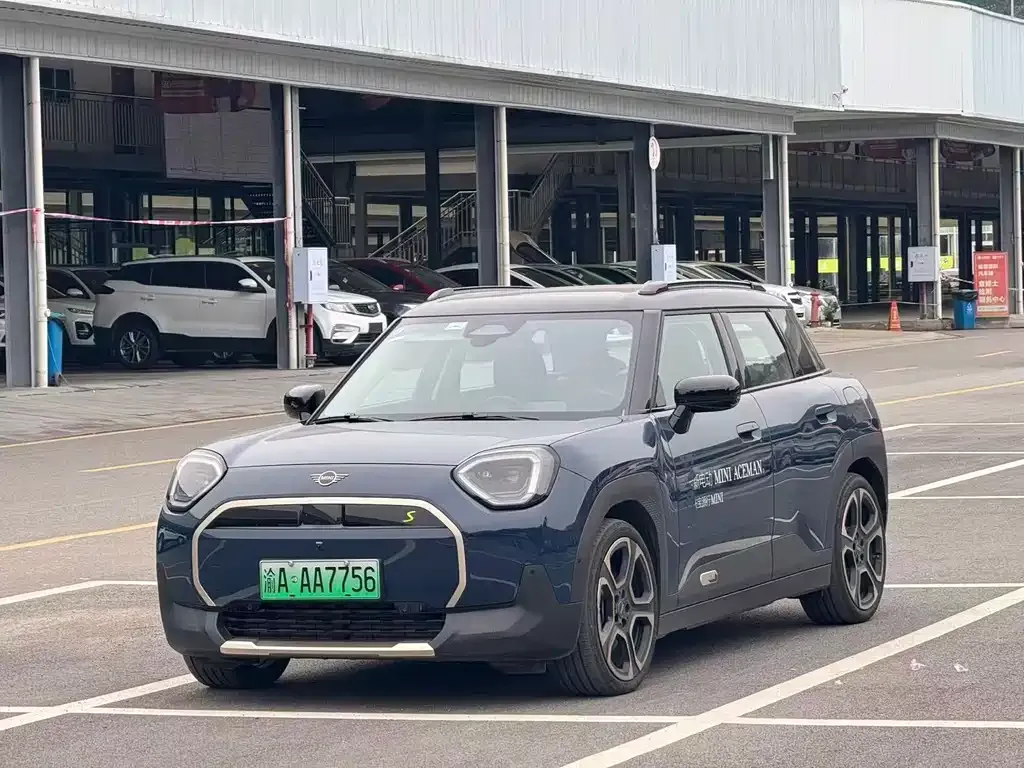 MINI Cooper EV — фото 1