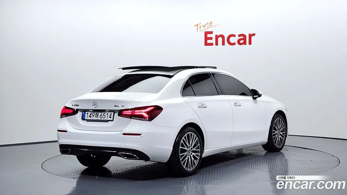 Mercedes-Benz A-Class — фото 2