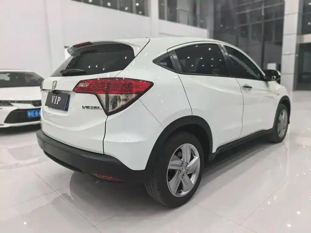 Honda Vezel — фото 4