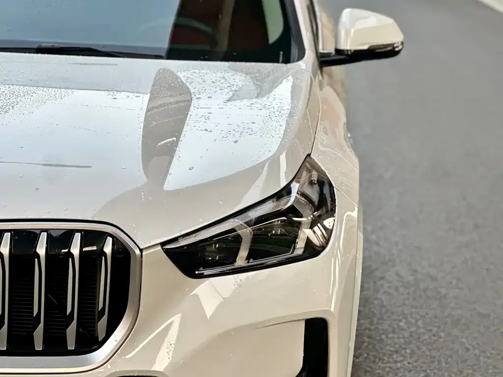 BMW X1 — фото 4