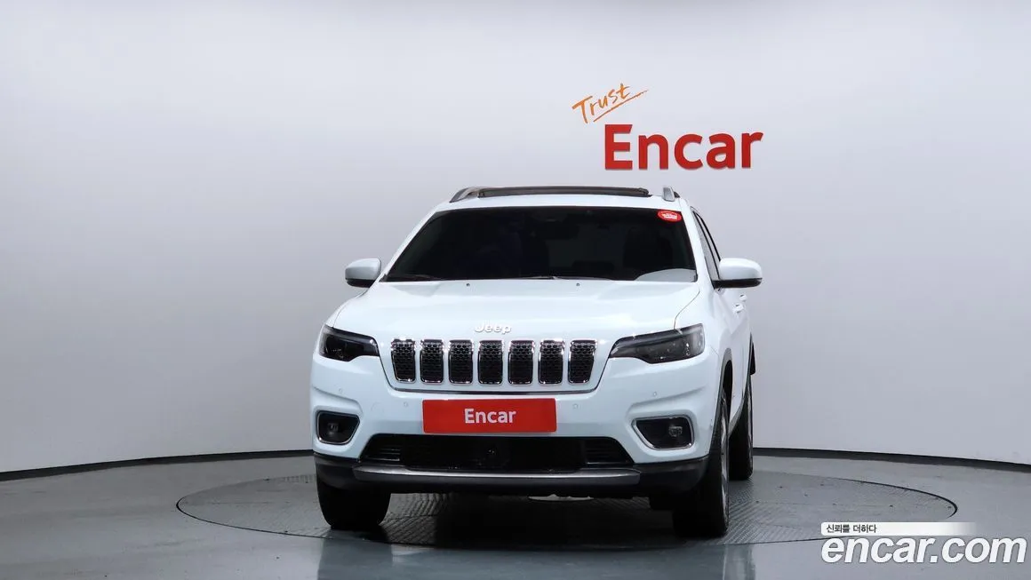 Jeep Cherokee — фото 3