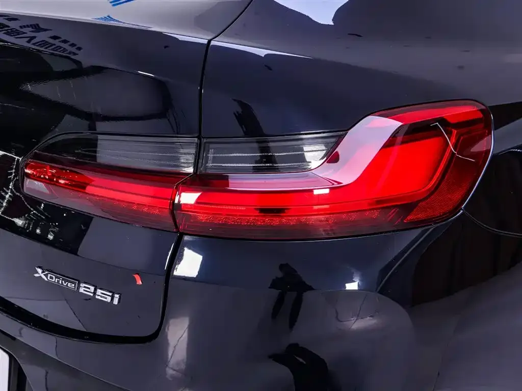 BMW X4 — фото 9