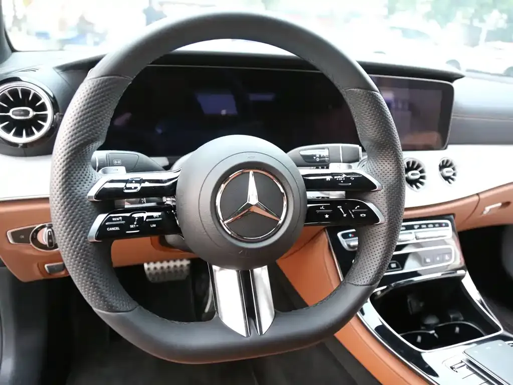 Mercedes-Benz E-Class (Import) — фото 7